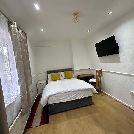 Keedonwood Road Bromley, Rooms With Free Wifi Екстериор снимка