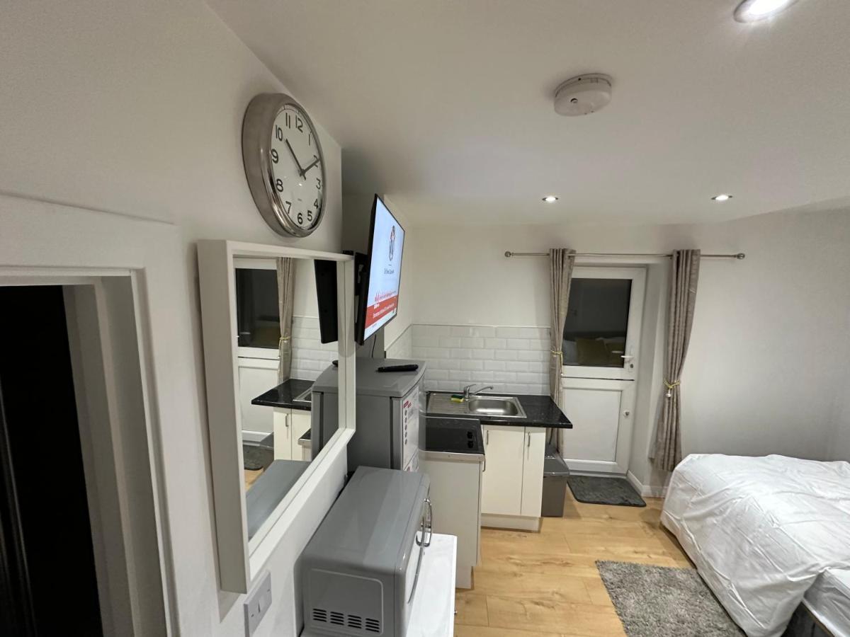 Keedonwood Road Bromley, Rooms With Free Wifi Екстериор снимка