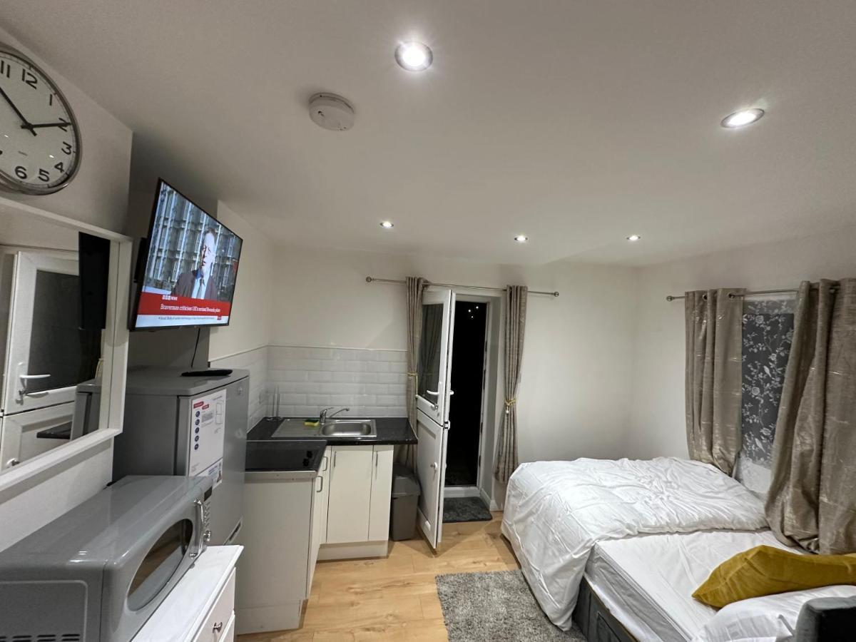 Keedonwood Road Bromley, Rooms With Free Wifi Екстериор снимка