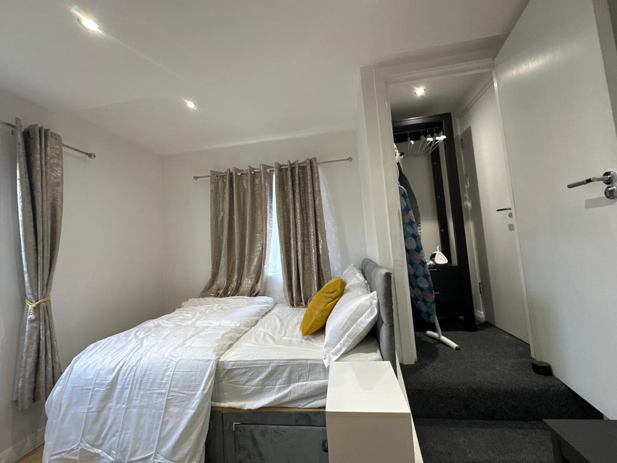 Keedonwood Road Bromley, Rooms With Free Wifi Екстериор снимка