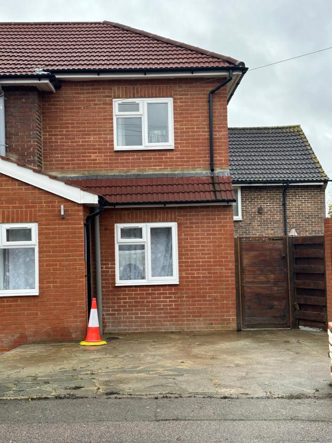 Keedonwood Road Bromley, Rooms With Free Wifi Екстериор снимка