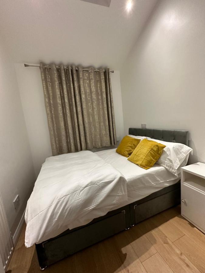 Keedonwood Road Bromley, Rooms With Free Wifi Екстериор снимка