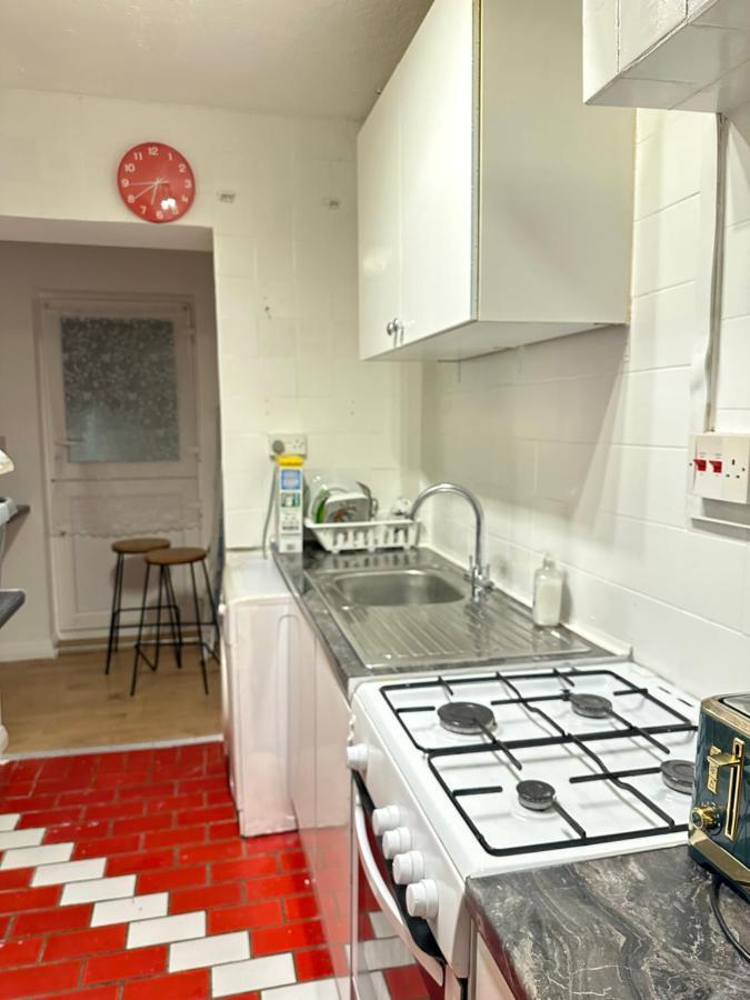 Keedonwood Road Bromley, Rooms With Free Wifi Екстериор снимка