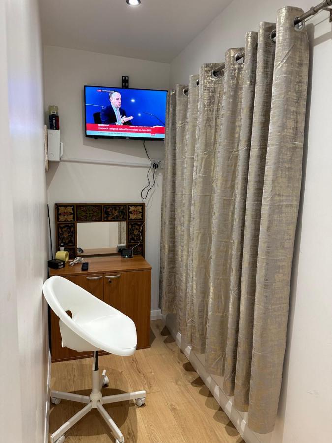Keedonwood Road Bromley, Rooms With Free Wifi Екстериор снимка